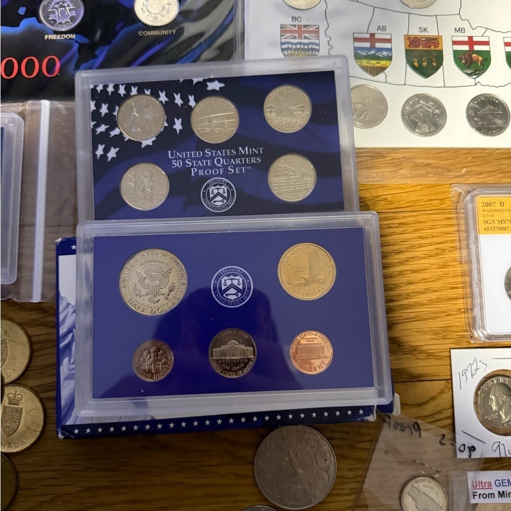 Lot Of Mixed Coins And Sets​​​ - Picture 5 of 12